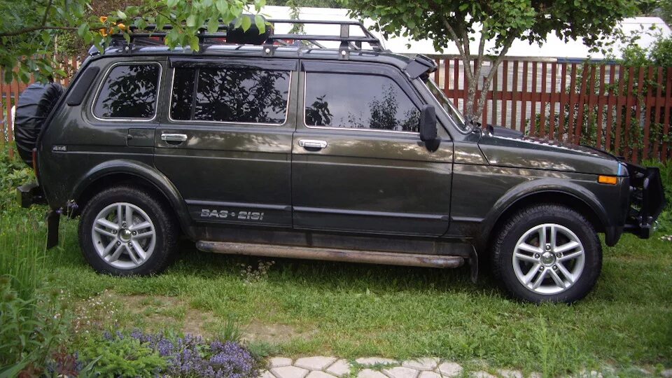 Нива 2131 тюнинг для города Lada 2131 1.7 бензиновый 2007 на DRIVE2