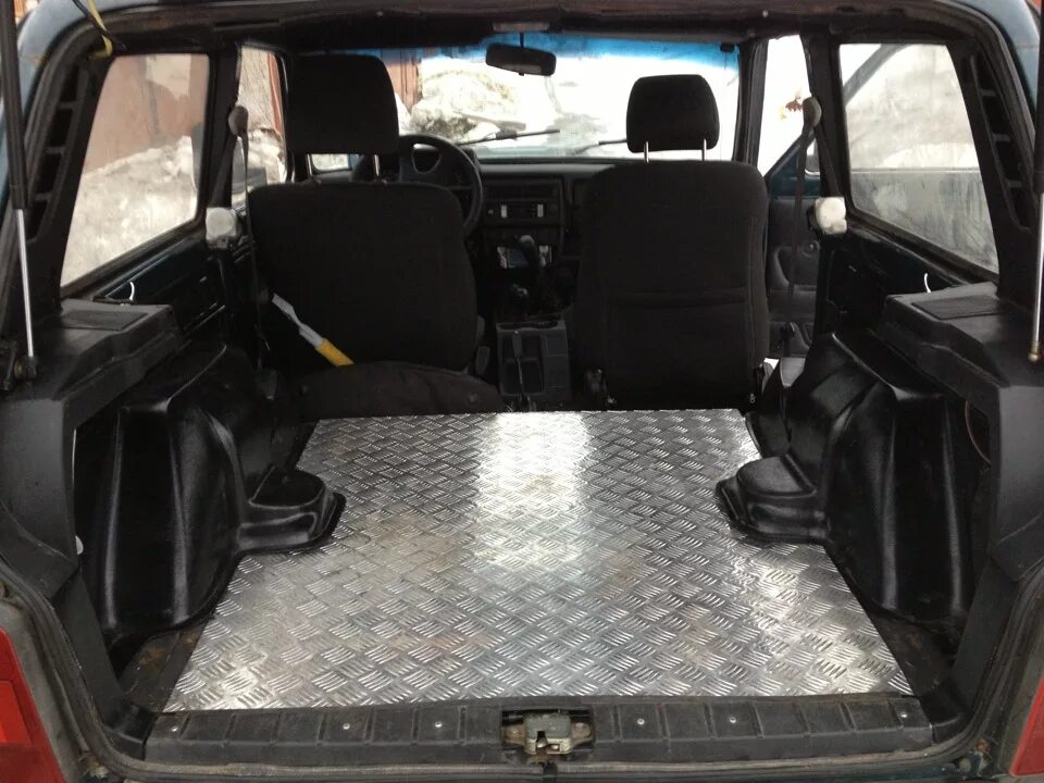 Нива 2131 тюнинг салона Салон полностью закончен - Lada 4x4 3D, 1,7 л, 1998 года своими руками DRIVE2