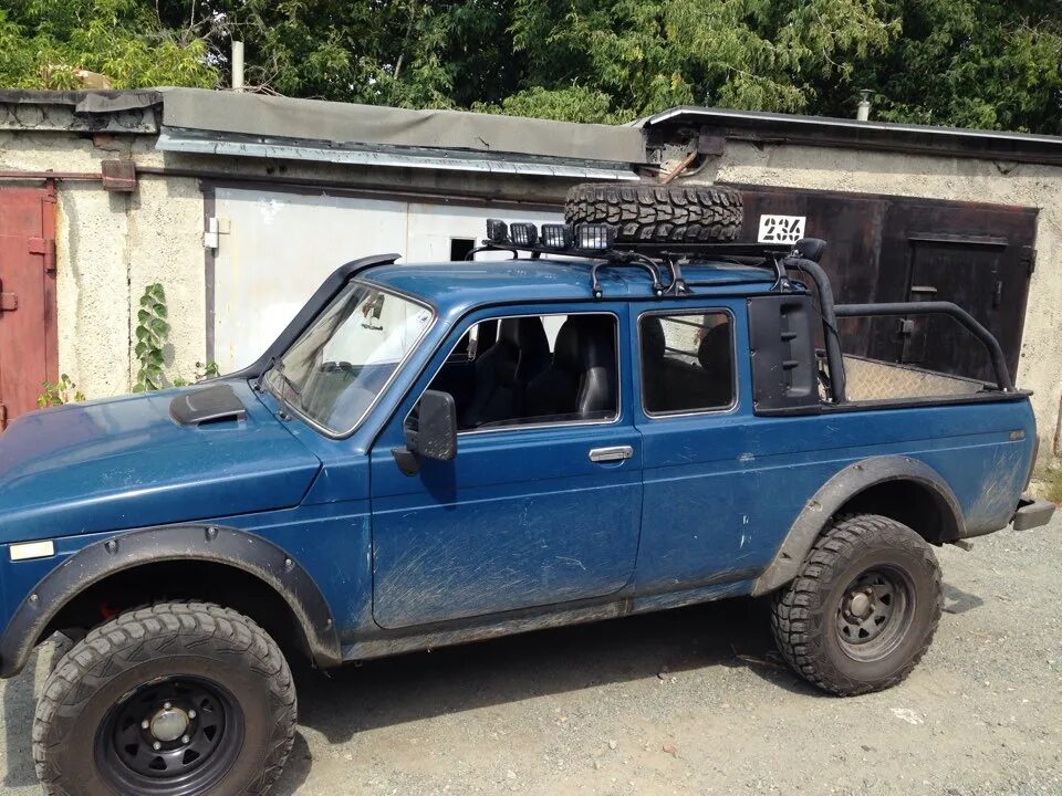 Нива 2329 фото Багажник под запаску.(неудача) - Lada 2329, 1,7 л, 2008 года аксессуары DRIVE2