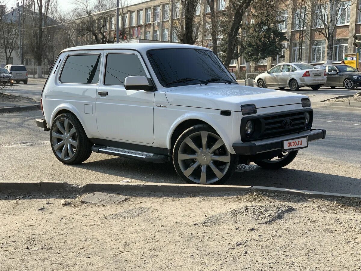 Нива 24 года фото Купить б/у Lada (ВАЗ) 2121 (4x4) I Рестайлинг 1.7 MT (83 л.с.) 4WD бензин механи