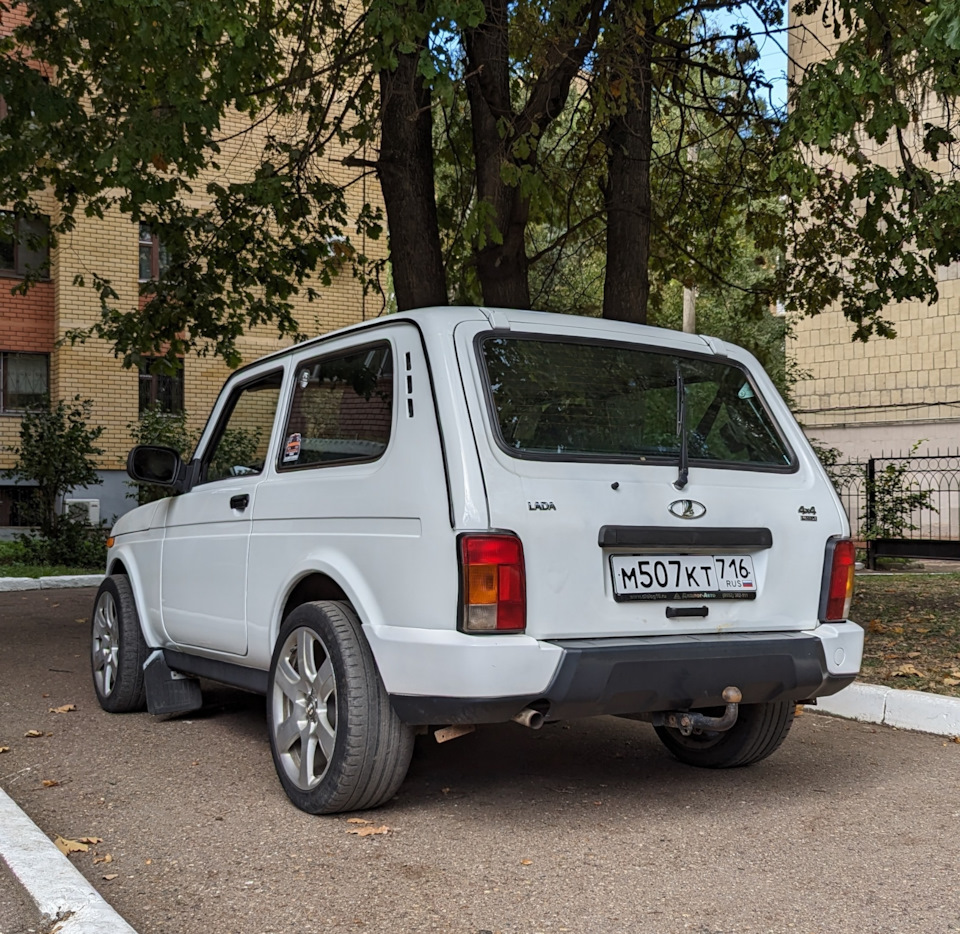 Нива 24 года фото 24. Нива занижена. - Lada 4x4 3D, 1,7 л, 2015 года стайлинг DRIVE2