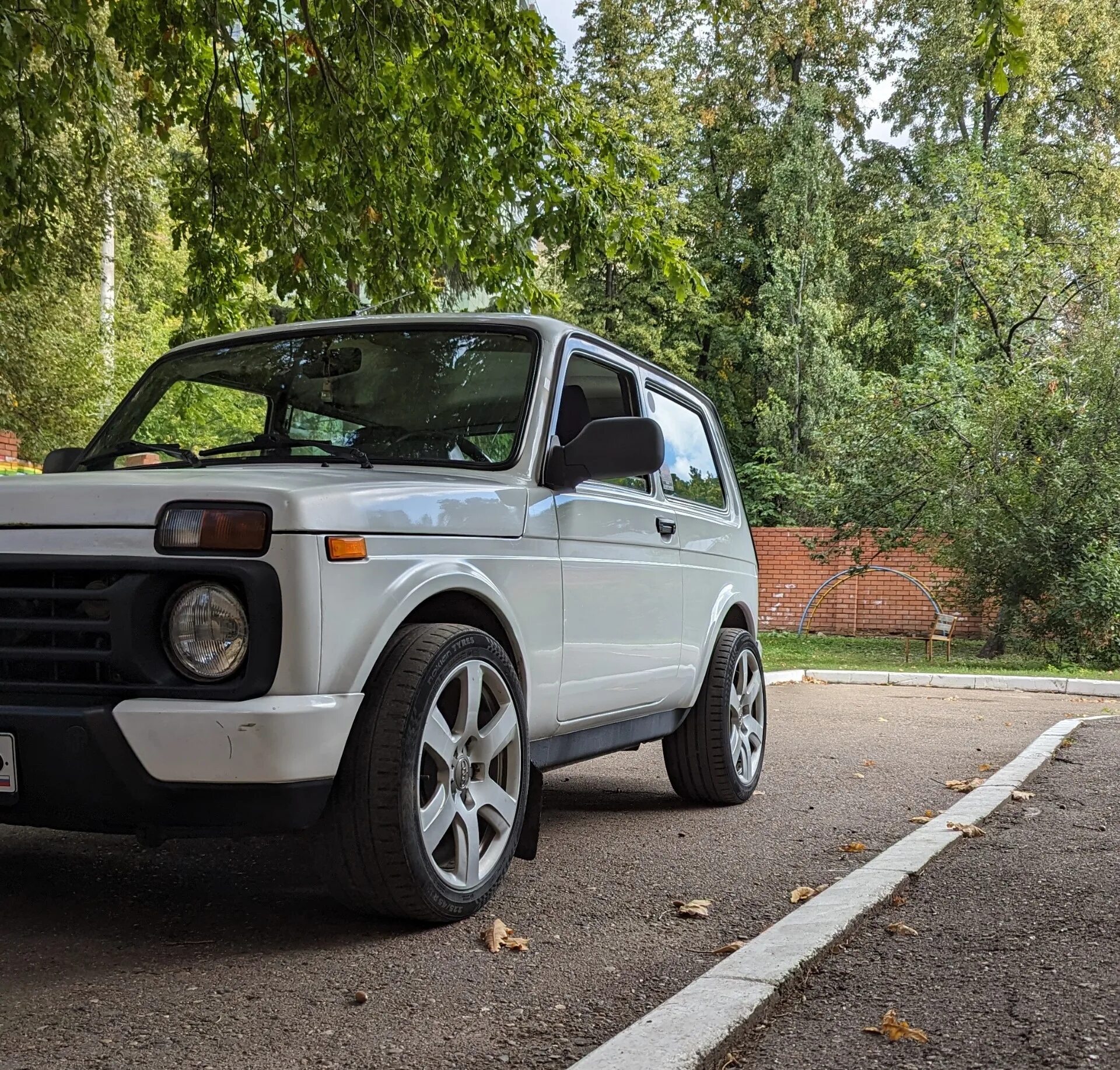 Нива 24 года фото 24. Нива занижена. - Lada 4x4 3D, 1,7 л, 2015 года стайлинг DRIVE2