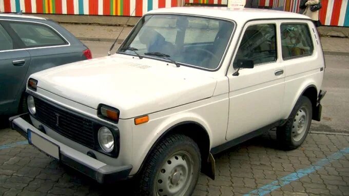 Нива 3 дверная фото Lada 4x4 3D 1.7 бензиновый 2001 Ниввввааааа) на DRIVE2