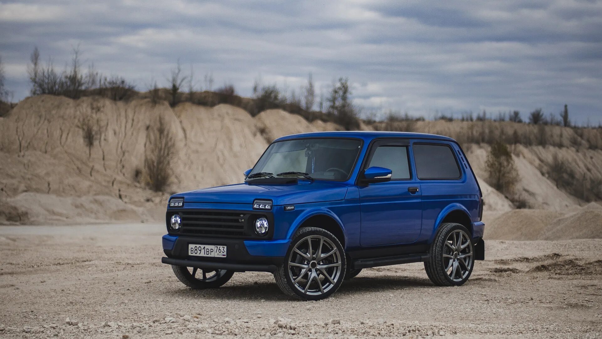 Нива 3d тюнинг Lada 4x4 3D 1.7 бензиновый 2019 Urban style на DRIVE2