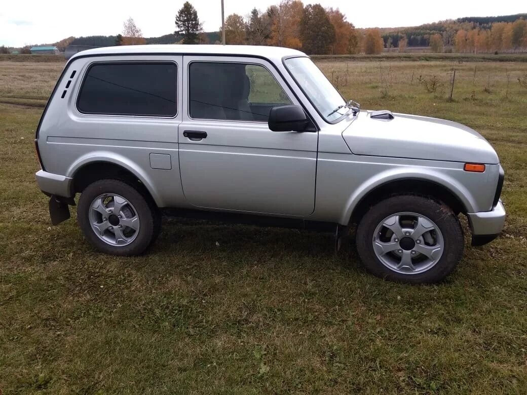 Нива 4х4 бу фото Купить б/у Lada (ВАЗ) 2121 (4x4) I Рестайлинг Urban 1.7 MT (83 л.с.) 4WD бензин 