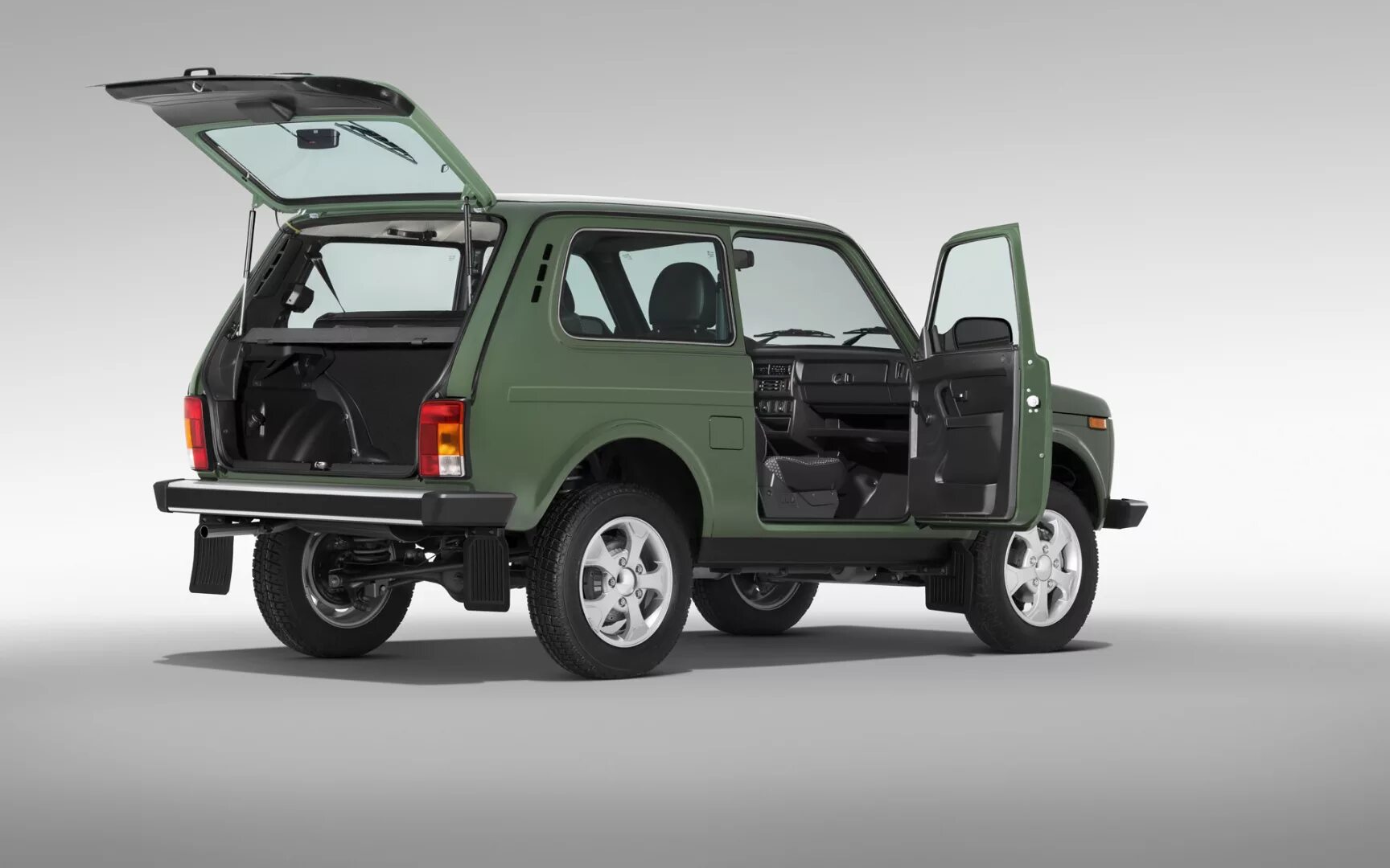 Нива 4х4 новая 3х дверная фото Фото новой LADA Niva Legend (3 дв) официальный дилер Лада-Центр в Новосибирске