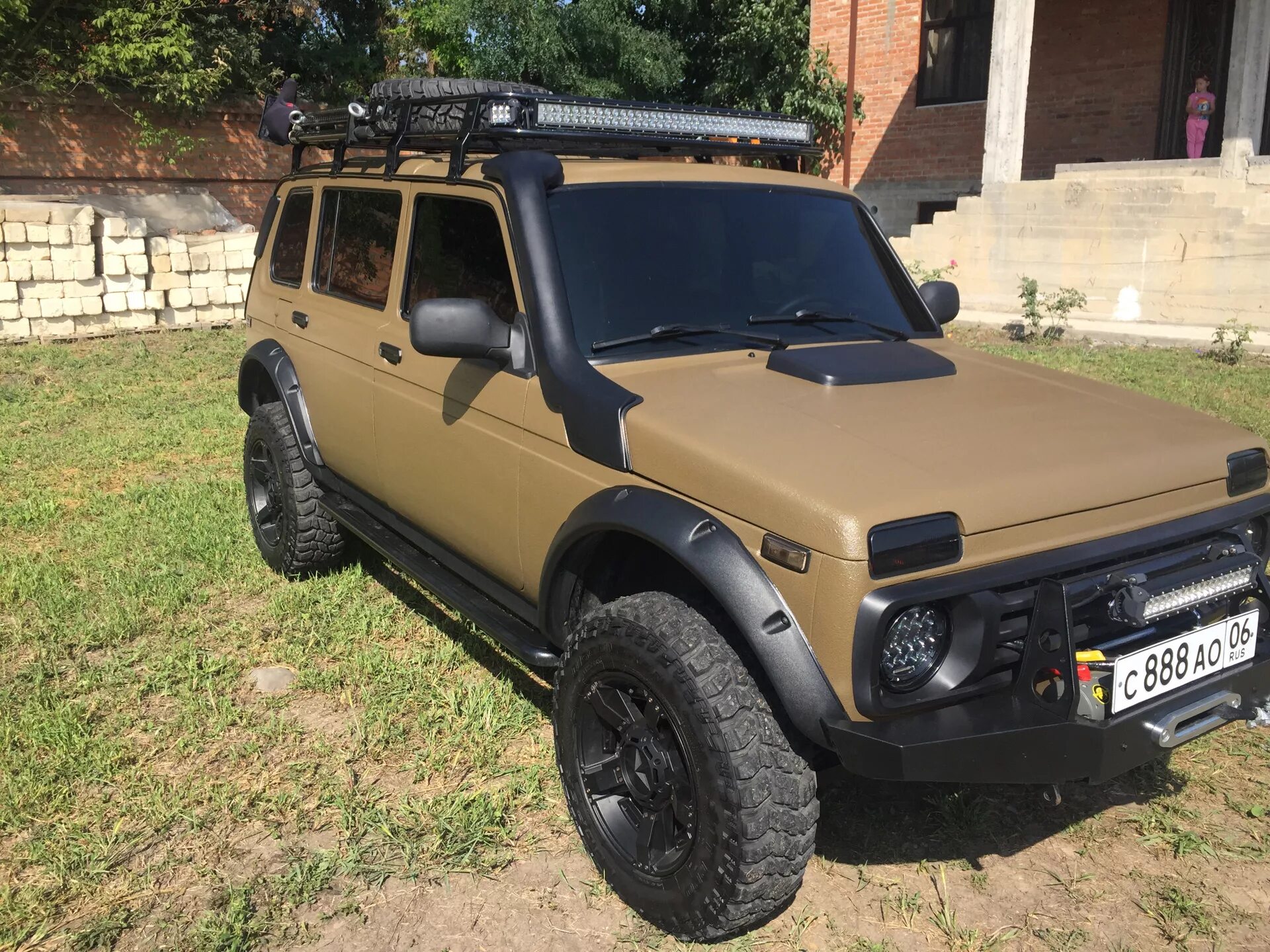 Нива 5 д тюнинг Долгожданный финиш Друзья! - Lada 4x4 5D, 2 л, 2006 года наблюдение DRIVE2