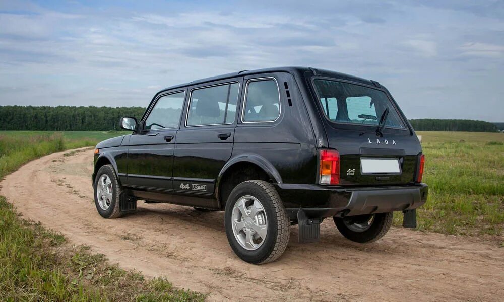 Нива 5 дверка фото LADA Niva Legend 5 дверей 2024 - фото в новом кузове, фото салона и интерьера