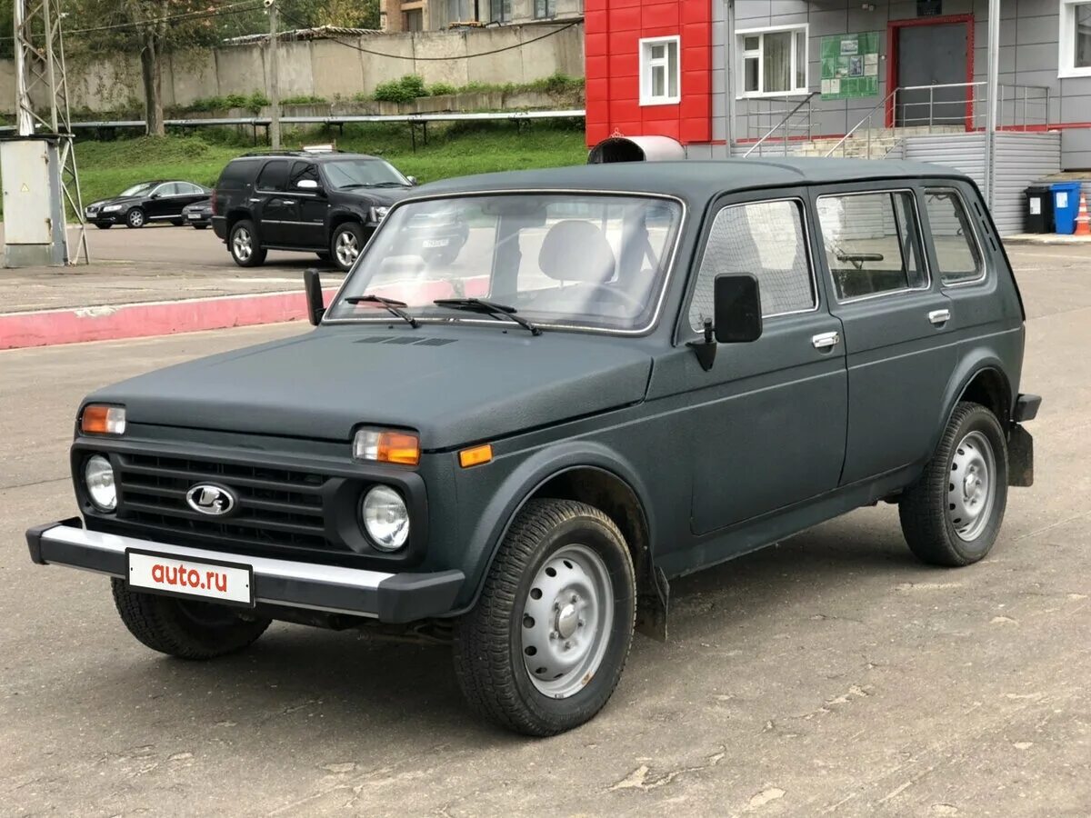 Нива 5 дверная фото Купить б/у Lada (ВАЗ) 2131 (4x4) I 1.7 MT (83 л.с.) 4WD бензин механика в Чехове