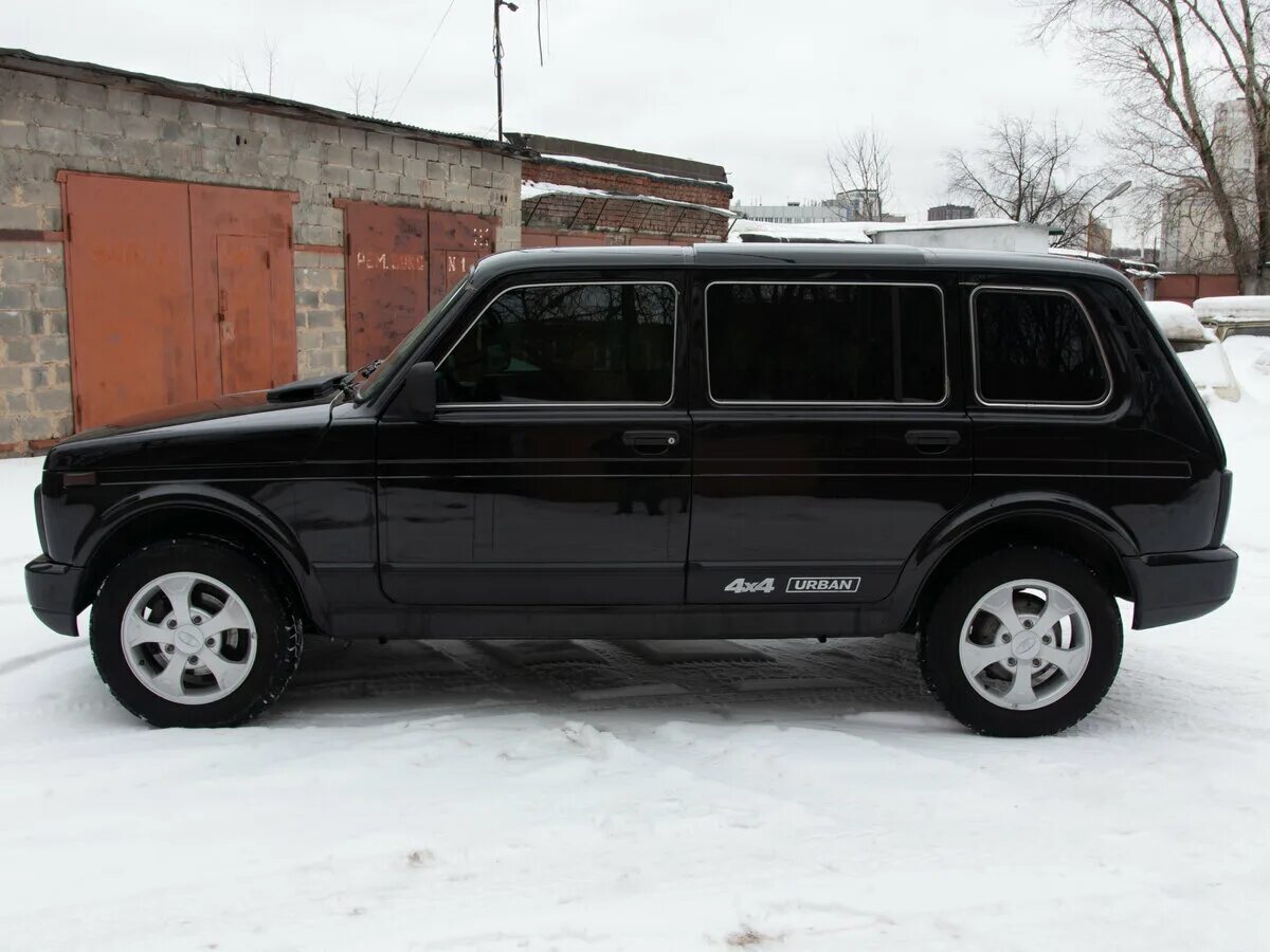 Нива 5 дверная тюнинг фото Купить б/у Lada (ВАЗ) 2131 (4x4) I Urban 1.7 MT (83 л.с.) 4WD бензин механика в 