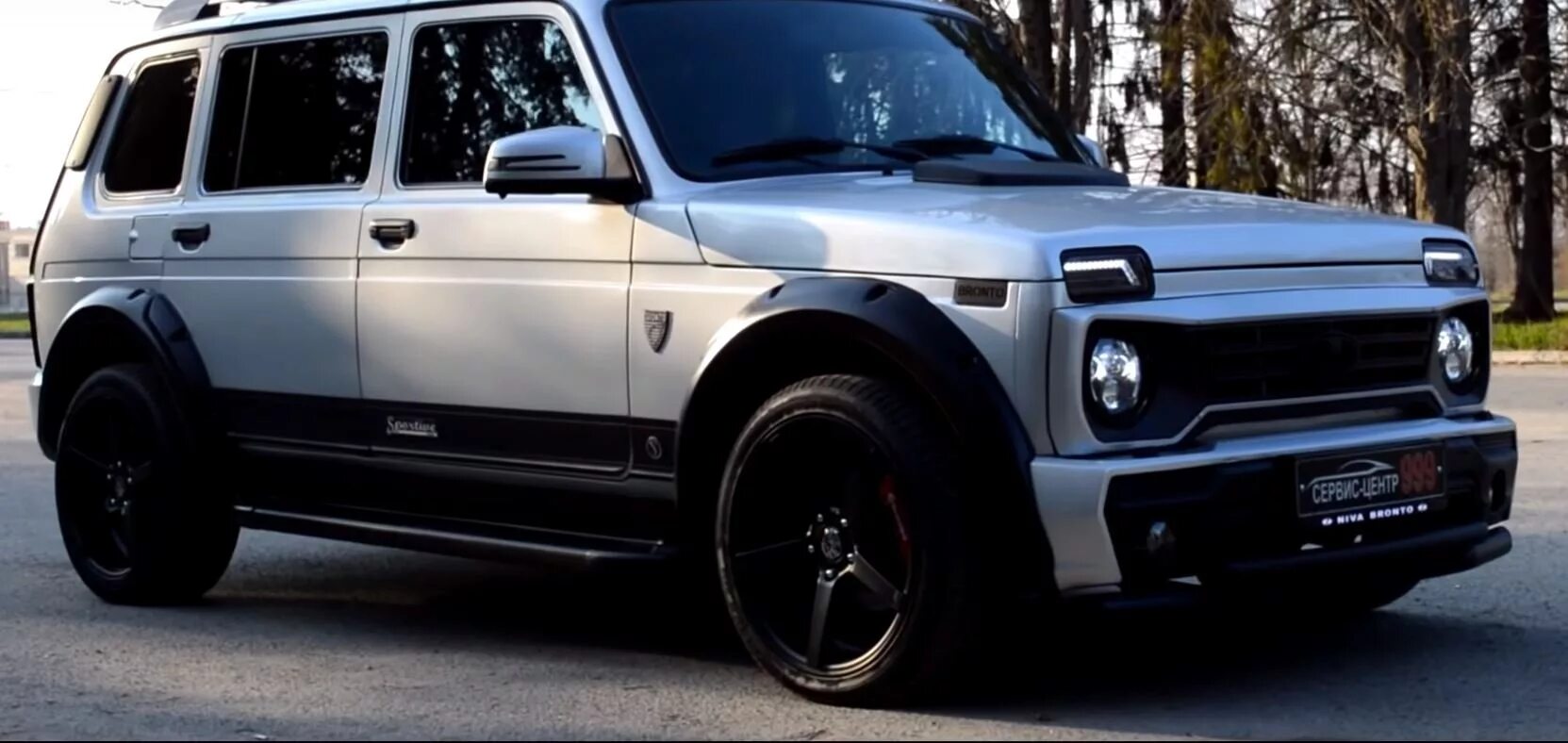 Нива 5 тюнинг Нива" за 1,5 млн: Тюнеры показали самую "богатую" LADA 4x4 Bronto