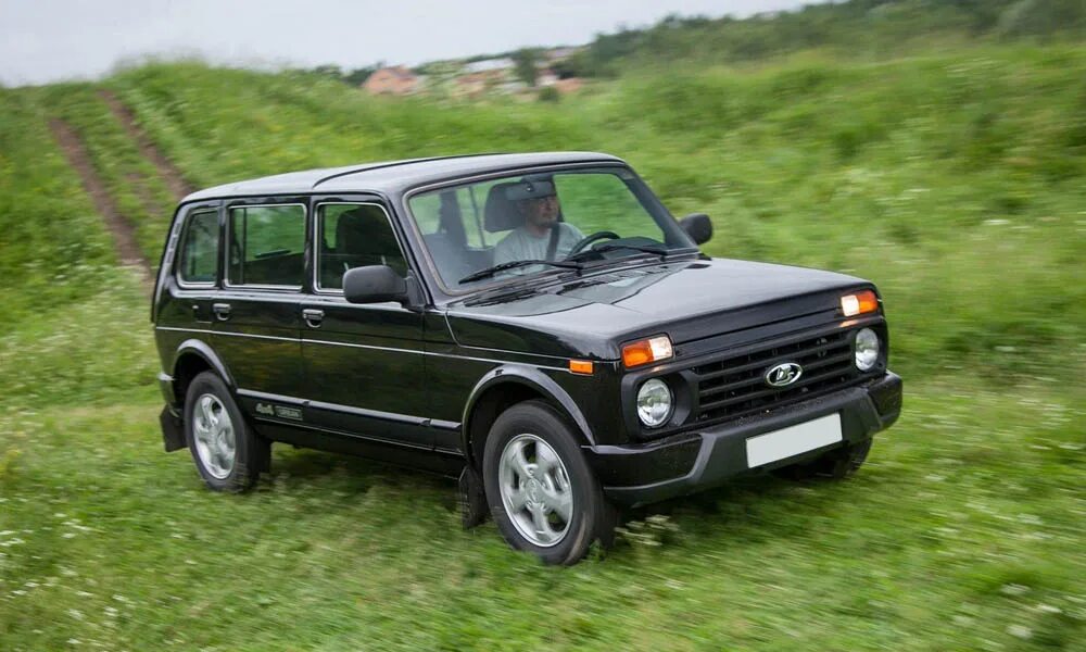 Нива 5ти дверная фото LADA Niva Legend 5 дверей 2024 - фото в новом кузове, фото салона и интерьера