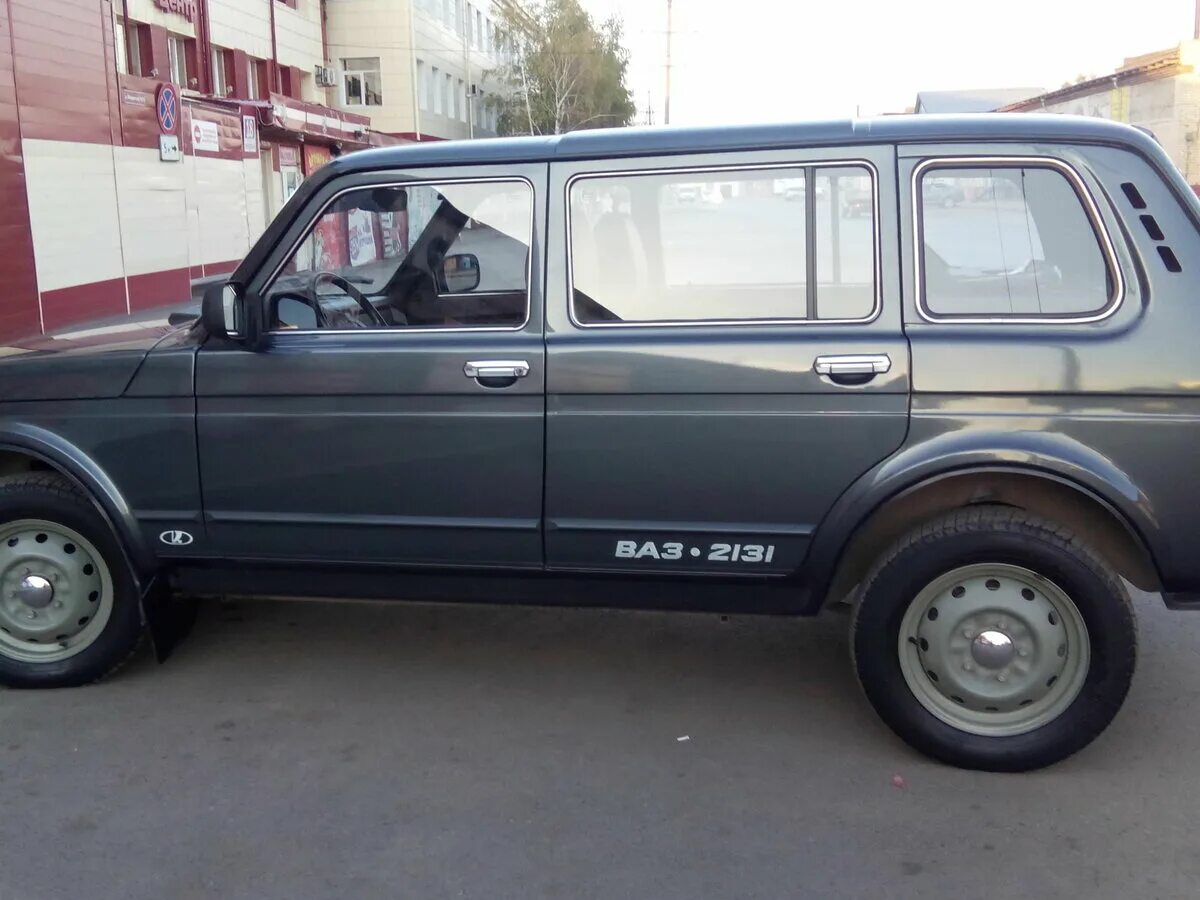 Нива 5ти дверная фото Купить б/у Lada (ВАЗ) 2131 (4x4) I 1.7 MT (83 л.с.) 4WD бензин механика в Томске