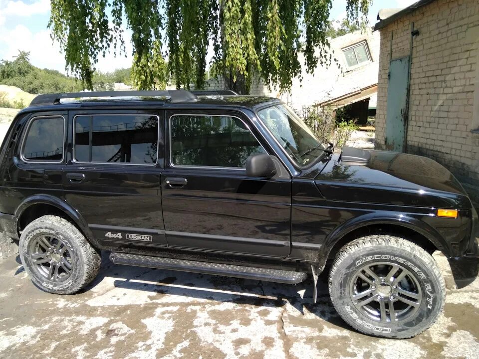 Нива 5ти дверная тюнинг #6. АПС релинги, накладки, пороги. - Lada 4x4 5D, 1,7 л, 2017 года просто так DR