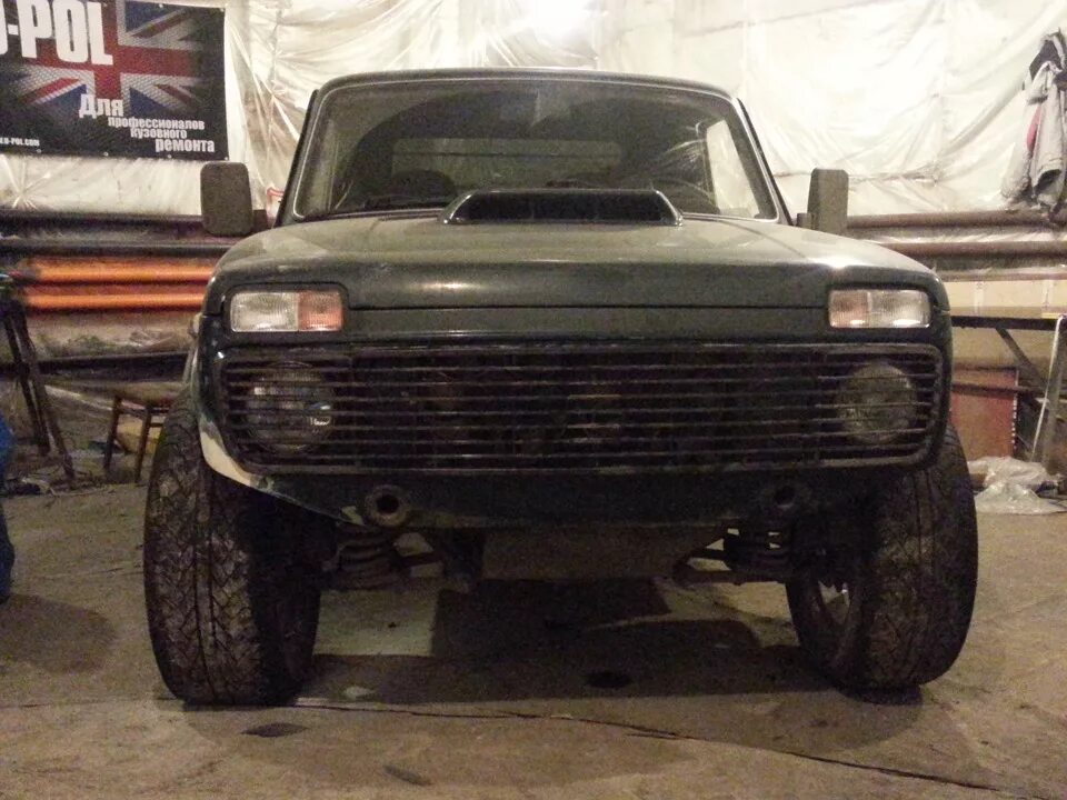 Нива без бамперов фото Решётки бывают разные))) - Lada 4x4 3D, 1,7 л, 2011 года стайлинг DRIVE2