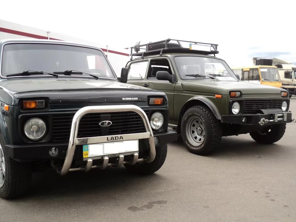 Нива без бамперов фото Нива "light" и Нива "strong", или бампер бамперу рознь.(Силовой бампер на "Ниву"