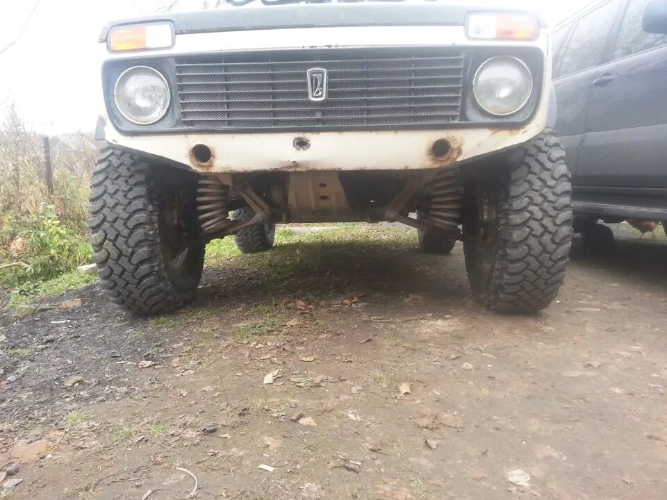 Нива без бамперов фото Передний бампер - Lada 4x4 3D, 1,7 л, 1994 года своими руками DRIVE2