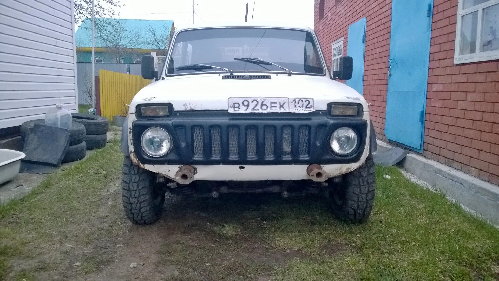 Нива без бамперов фото без бампера( - Lada 4x4 3D, 1,7 л, 1994 года кузовной ремонт DRIVE2