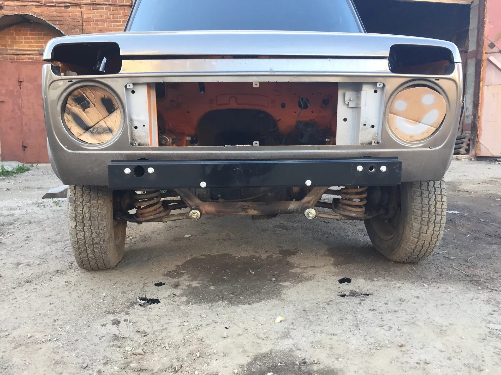 Нива без бамперов фото Установил бампера от '' УРБАН'' - Lada 4x4 3D, 1,7 л, 1998 года своими руками DR