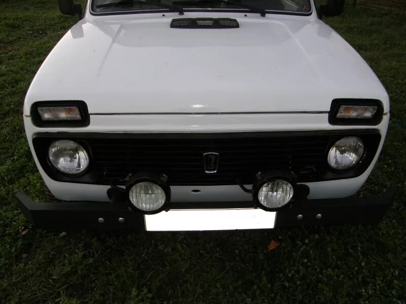 Нива без бамперов фото Силовой бампер @ Нива 4x4