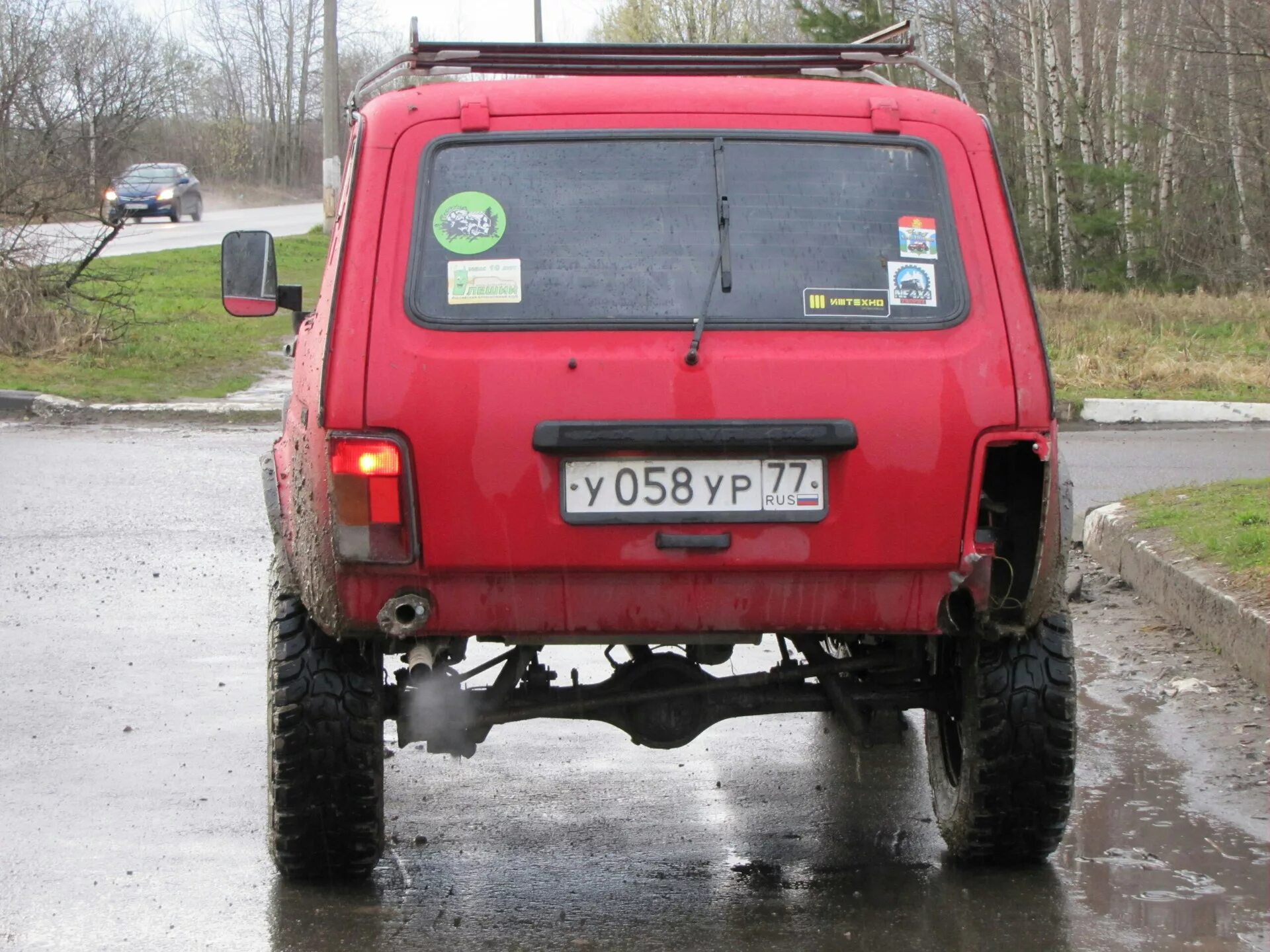 Нива без бамперов фото Оторвал буксировочную проушину и не только. - Lada 4x4 3D, 1,7 л, 1997 года кузо