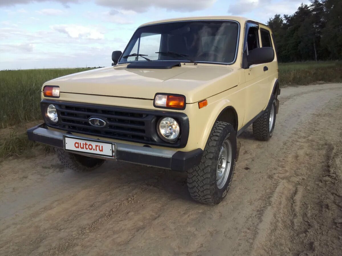 Нива бежевая тюнинг Купить б/у Lada (ВАЗ) 2121 (4x4) I 1.6 MT (75 л.с.) 4WD бензин механика в Москве