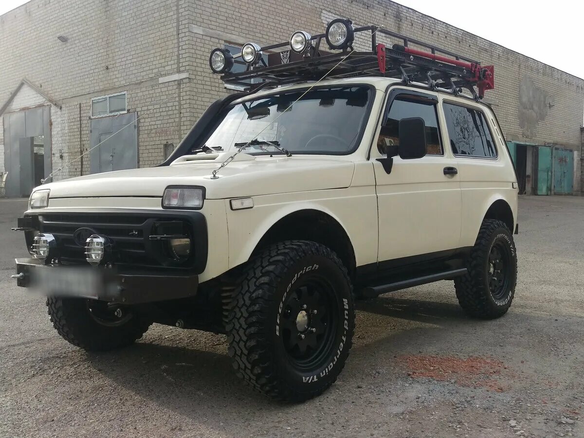 Нива бежевая тюнинг Купить б/у Lada (ВАЗ) 2121 (4x4) I Рестайлинг 1.7 MT (79 л.с.) 4WD бензин механи