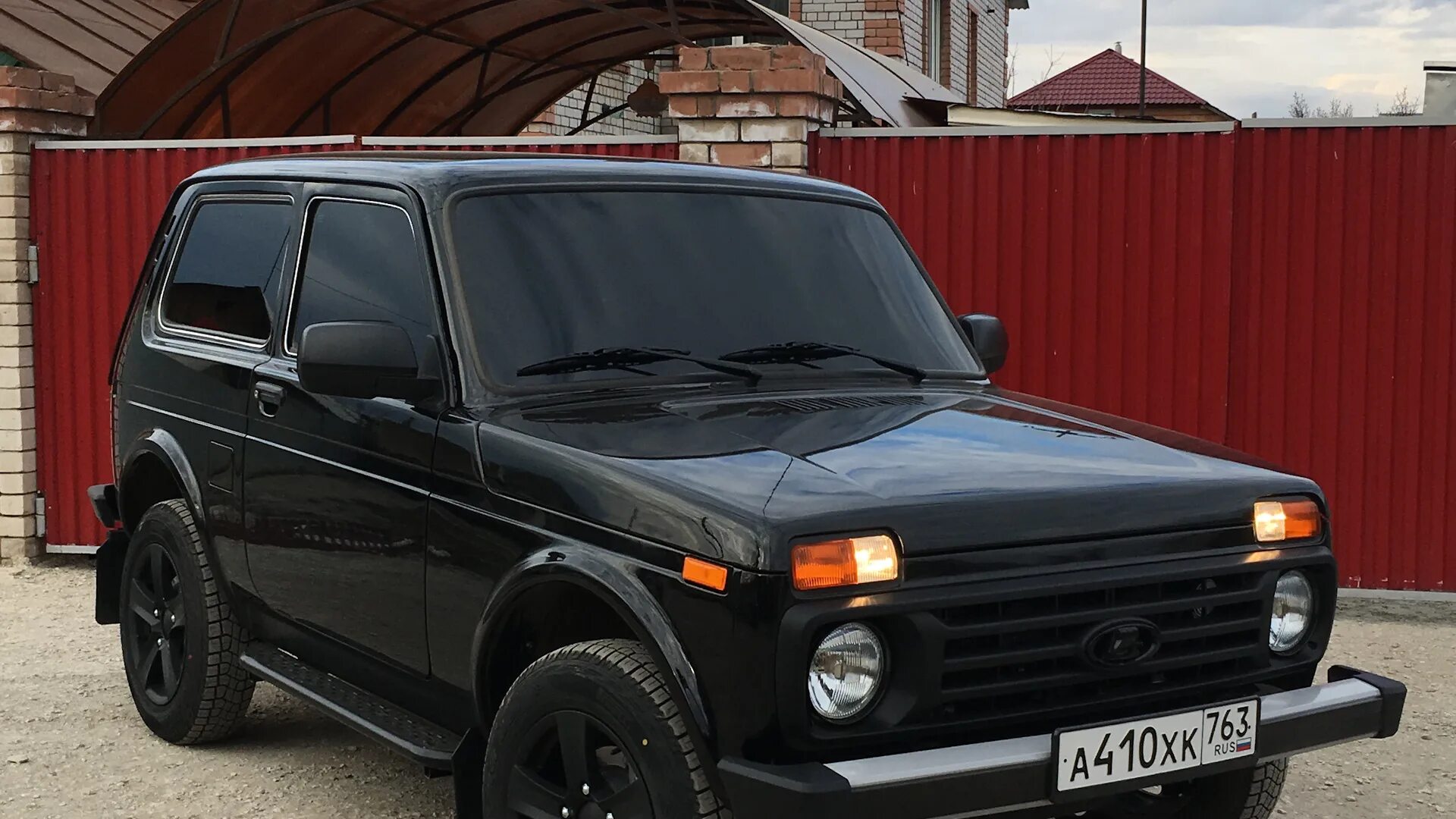 Нива блэк 24 фото Lada 4x4 3D 1.7 бензиновый 2019 Black Edition "Багира" на DRIVE2