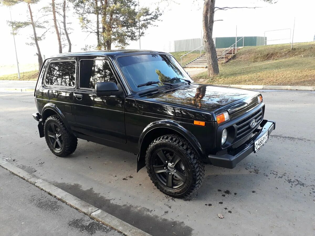 Нива блэк 24 фото Купить б/у Lada (ВАЗ) 2121 (4x4) I Рестайлинг 1.7 MT (83 л.с.) 4WD бензин механи