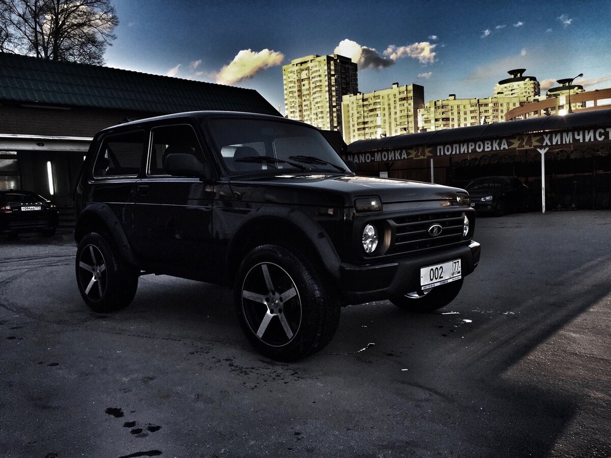 Нива блэк тюнинг Премьера новой Лада "Нива" 4х4 Black Edition 2019- первые подробности CarPortal 