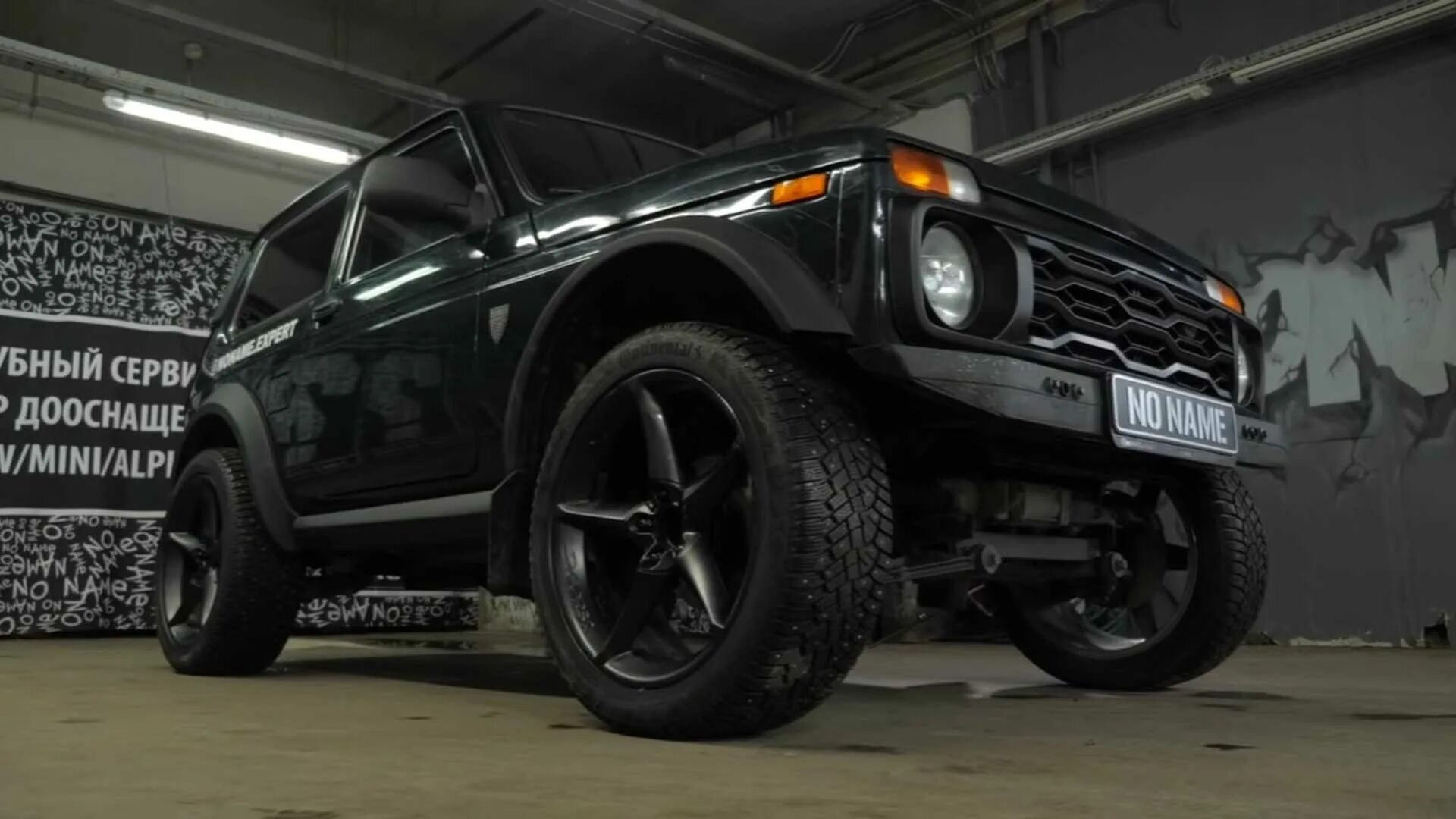 Нива бмв фото Lada Niva Bermesin BMW, Serigala Berbulu Domba