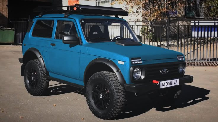 Нива бмв фото Lada Niva Cyan Автомобили, Джип, Хот-род