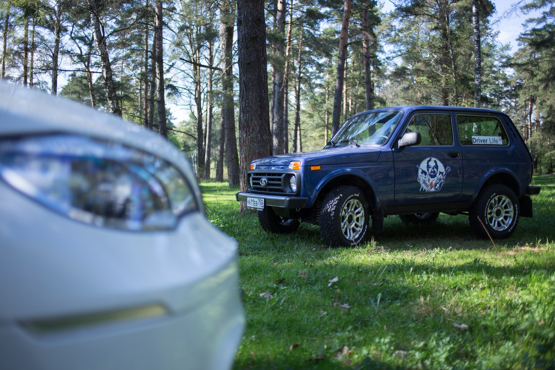 Нива бмв фото ФОТОСЕТ LADA NIVA & BMW X6M - Lada 4x4 3D, 1,7 л, 2016 года фотография DRIVE2