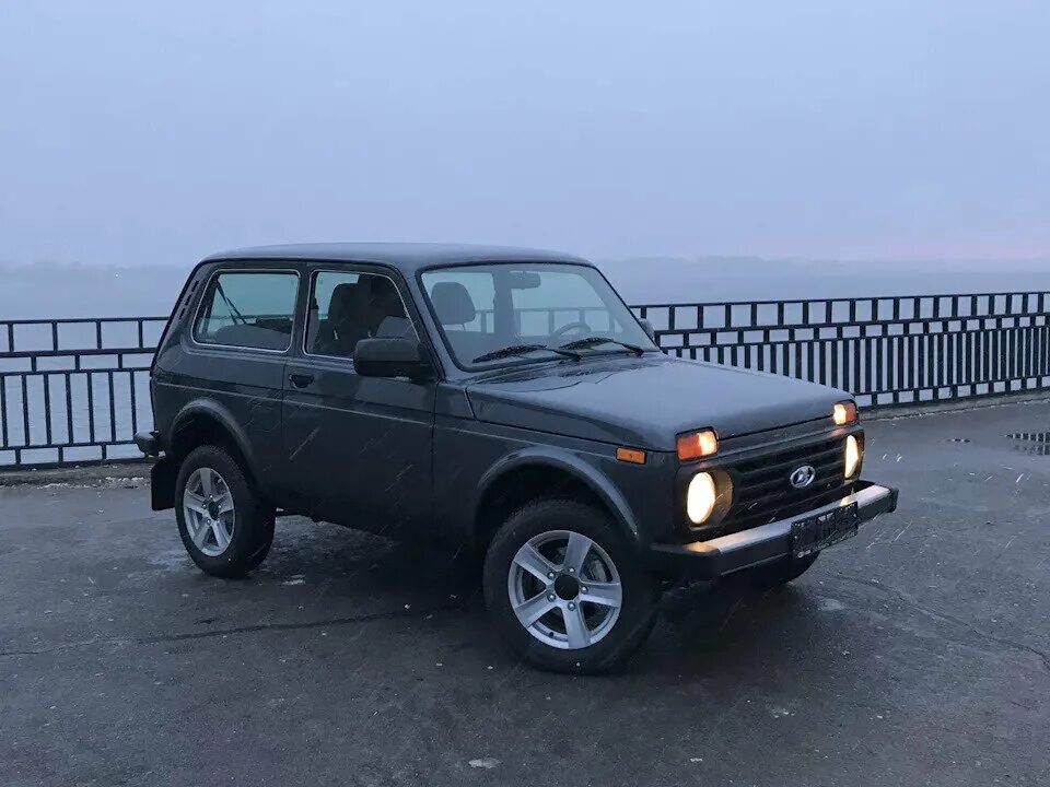 Нива борнео фото Купить б/у Lada (ВАЗ) 2121 (4x4) I Рестайлинг (2020) 1.7 MT (83 л.с.) 4WD бензин