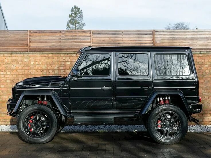 Нива брабус фото Mercedes G500 4x4² Brabus Mercedes g500, Mercedes, Mercedes benz
