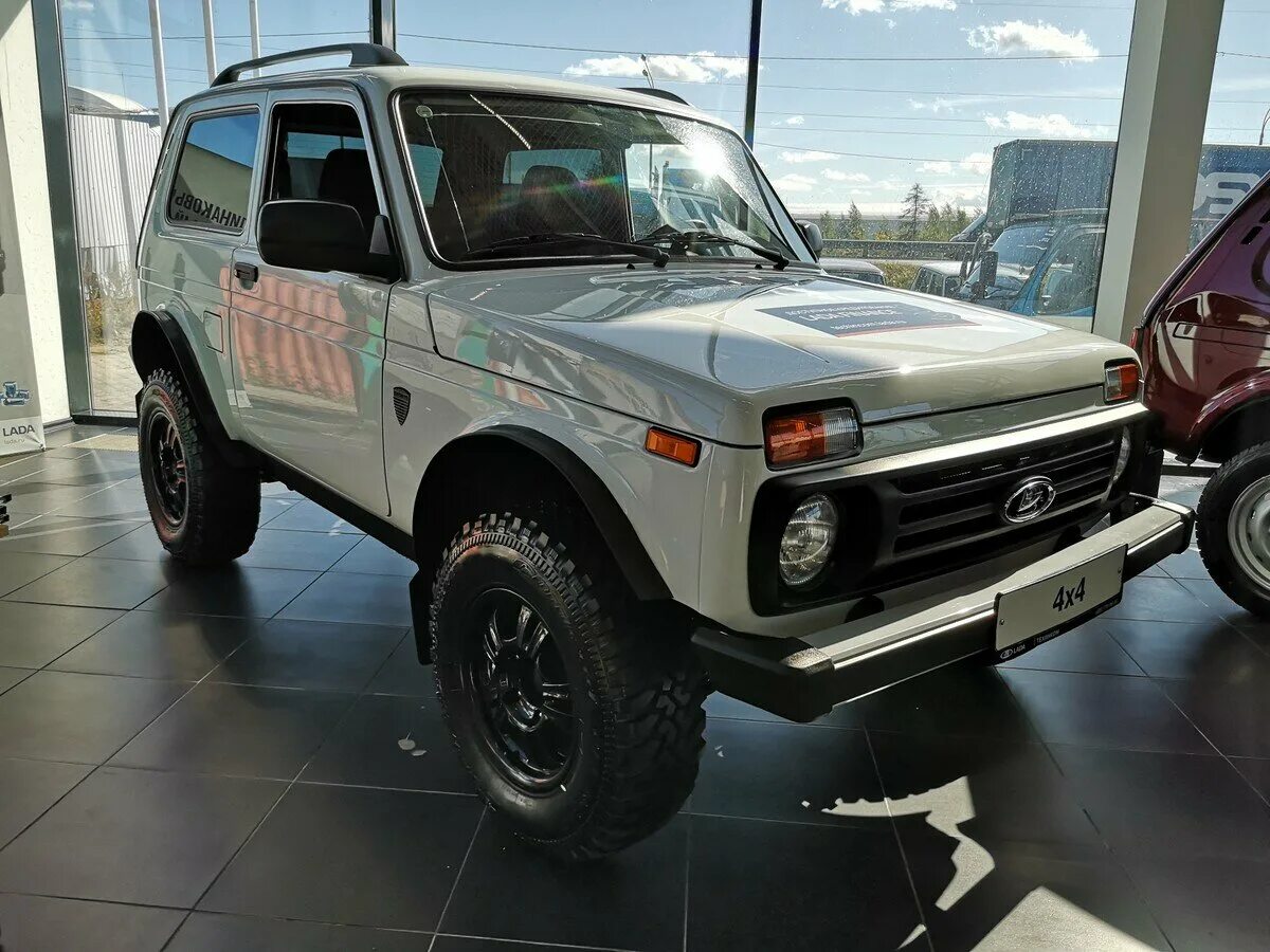 Нива бронто 2024 фото Купить новый Lada (ВАЗ) 2121 (4x4) I Рестайлинг Bronto 1.7 MT (83 л.с.) 4WD бенз