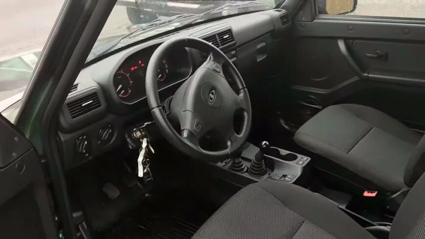 Нива бронто фото обновленный салон Обновлённая Lada Niva Legend Bronto появилась в Словакии раньше, чем в России " 