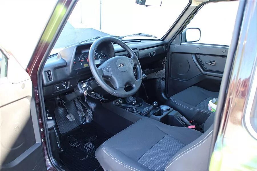 Нива бронто фото салона Lada Niva Bronto Putin-Edition - Сообщество "Шедевры Автомобильной Рекламы" на D