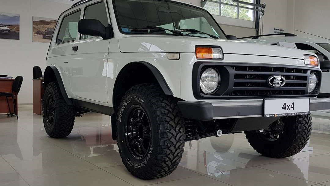 Нива бронто фото цена новая Lada 4x4 3D 1.8 бензиновый 2017 Бронто на DRIVE2