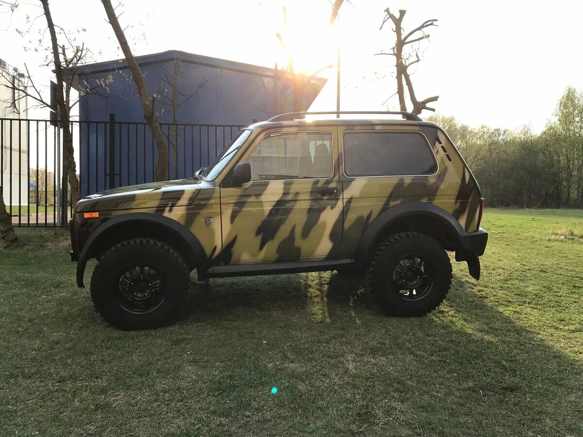Нива бронто камуфляж фото Купить б/у Lada (ВАЗ) 2121 (4x4) I Рестайлинг Bronto 1.7 MT (83 л.с.) 4WD бензин