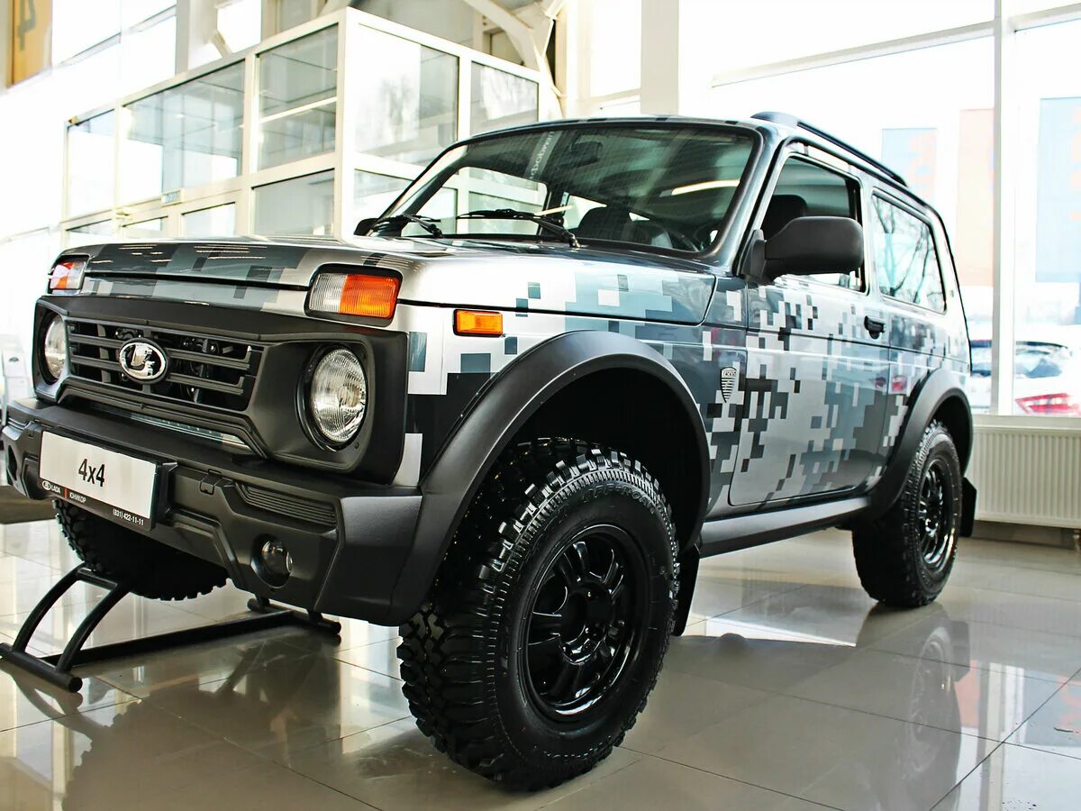 Нива бронто цена и комплектация фото Купить новый Lada (ВАЗ) 2121 (4x4) I Рестайлинг Bronto 1.7 MT (83 л.с.) 4WD бенз