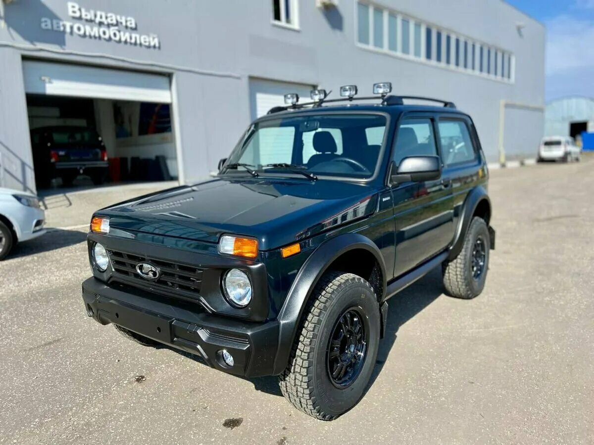 Нива бронто цвет несси фото Купить новый Lada (ВАЗ) Niva Legend 2021-2024 Bronto 1.7 MT (83 л.с.) 4WD бензин