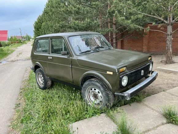 Нива бу цена фото Лада 4x4 2121 Нива 1995 в Красноярске, На ходу, документы все есть, 1.7 литра, к