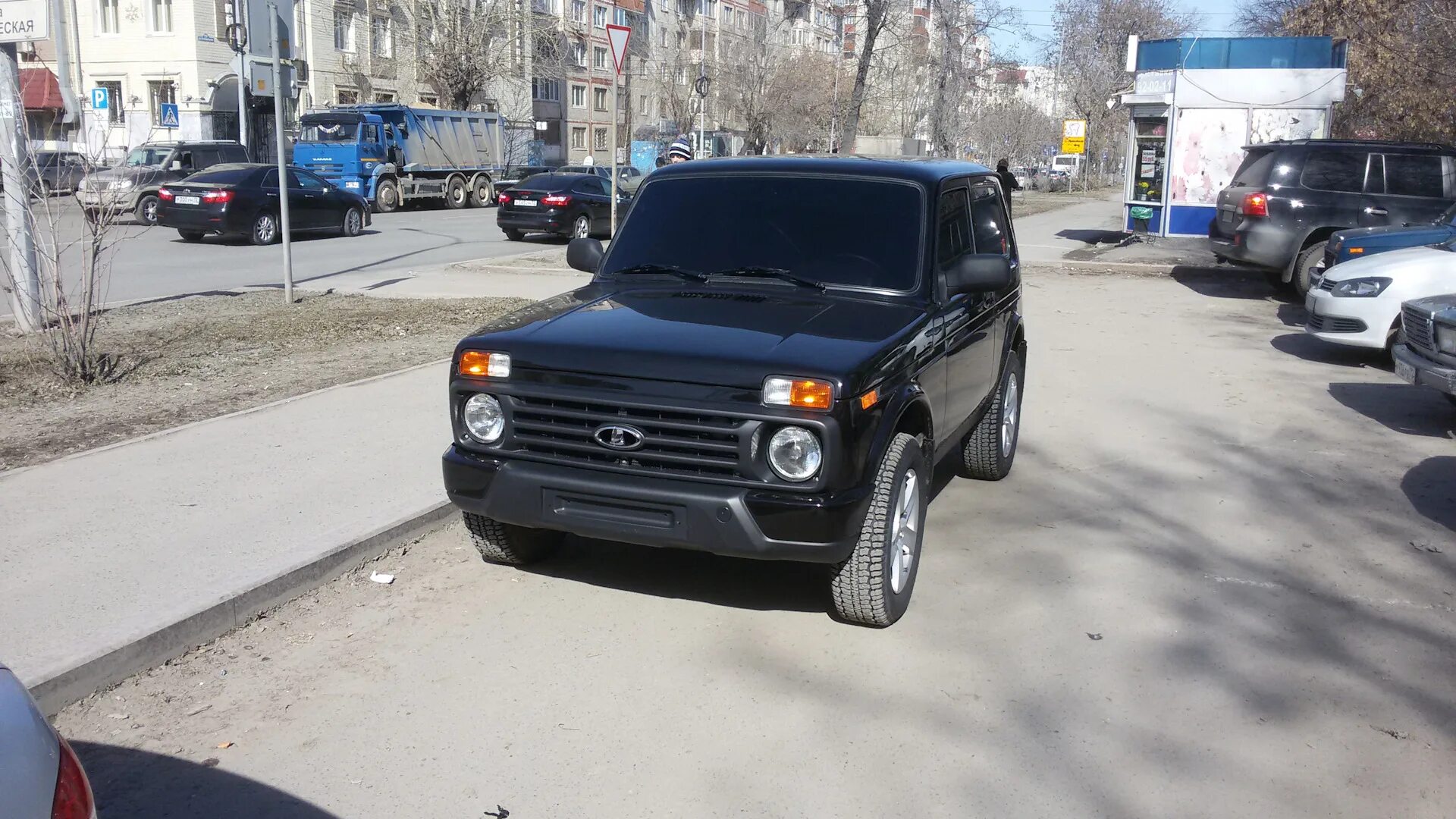 Нива черная пантера фото Lada 4x4 3D 1.7 бензиновый 2015 urban ЧЕРНЫШ на DRIVE2