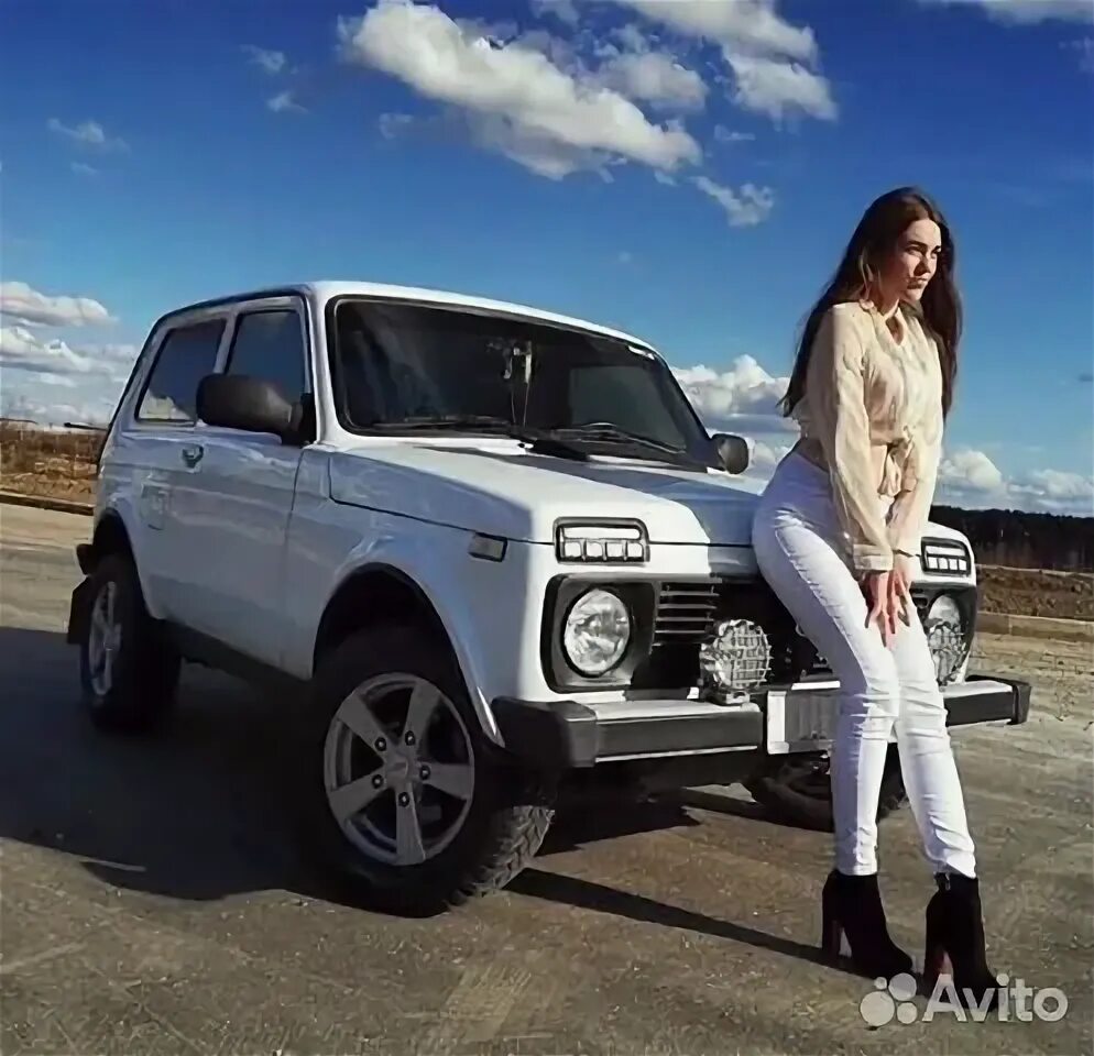Нива девушки фото ВАЗ (LADA) 4x4 (Нива) 1.7 MT, 2021, 32 000 км купить в Иркутске Автомобили Авито