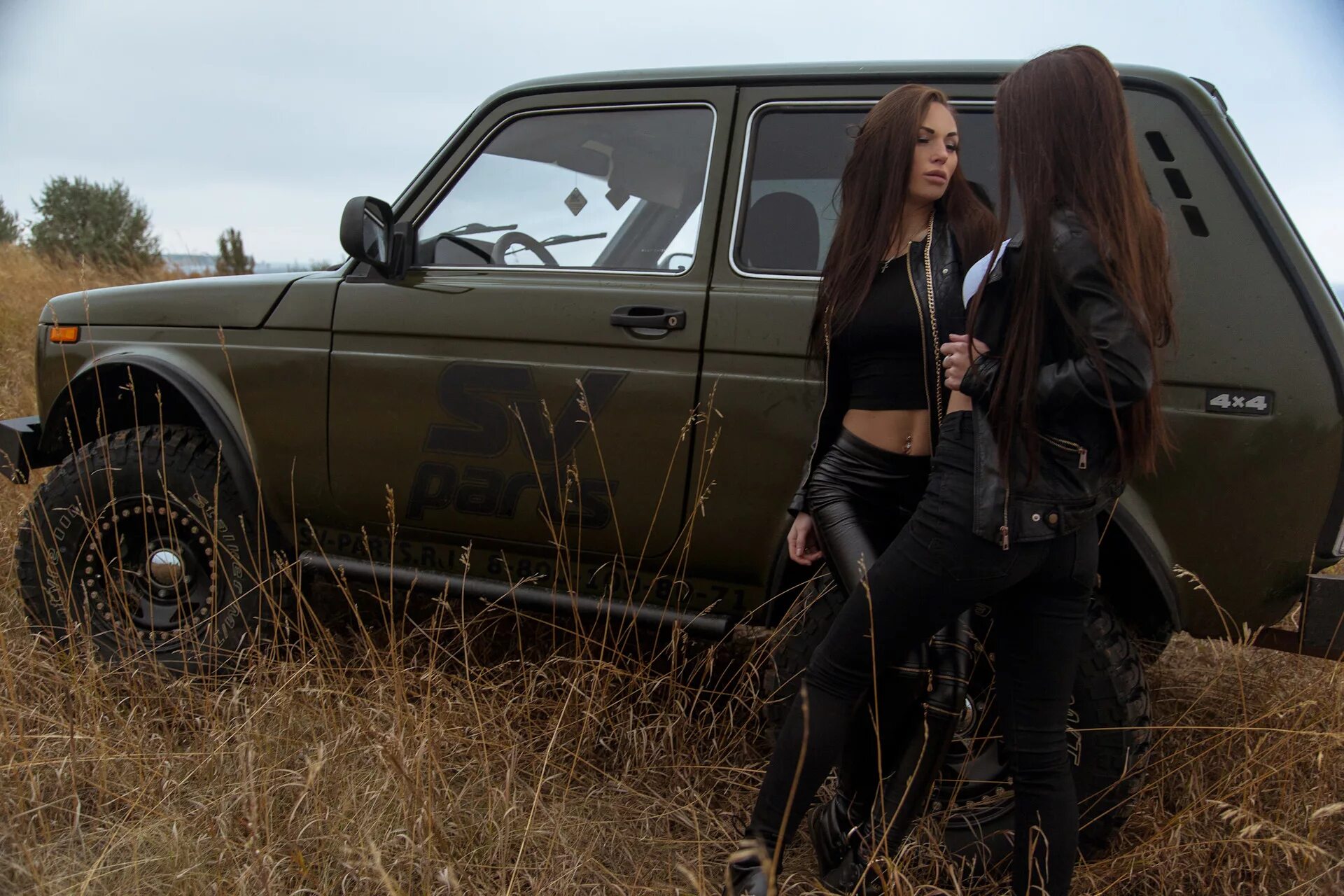 Нива девушки фото Нива и Девочки - Сообщество "Girls & Cars" на DRIVE2