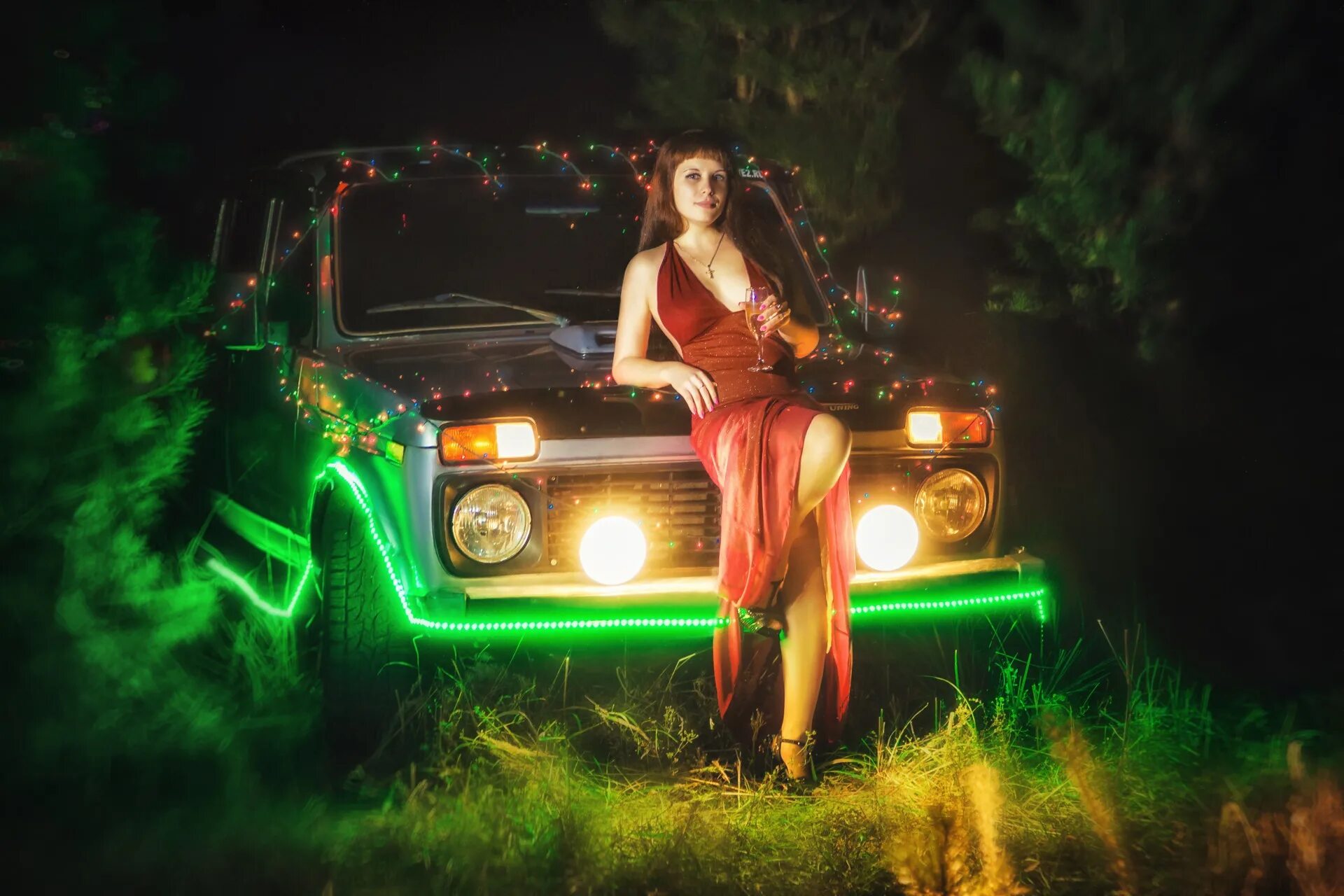 Нива девушки фото Осеннее "Новогоднее настроение" - Lada 2131, 1,7 л, 2001 года фотография DRIVE2