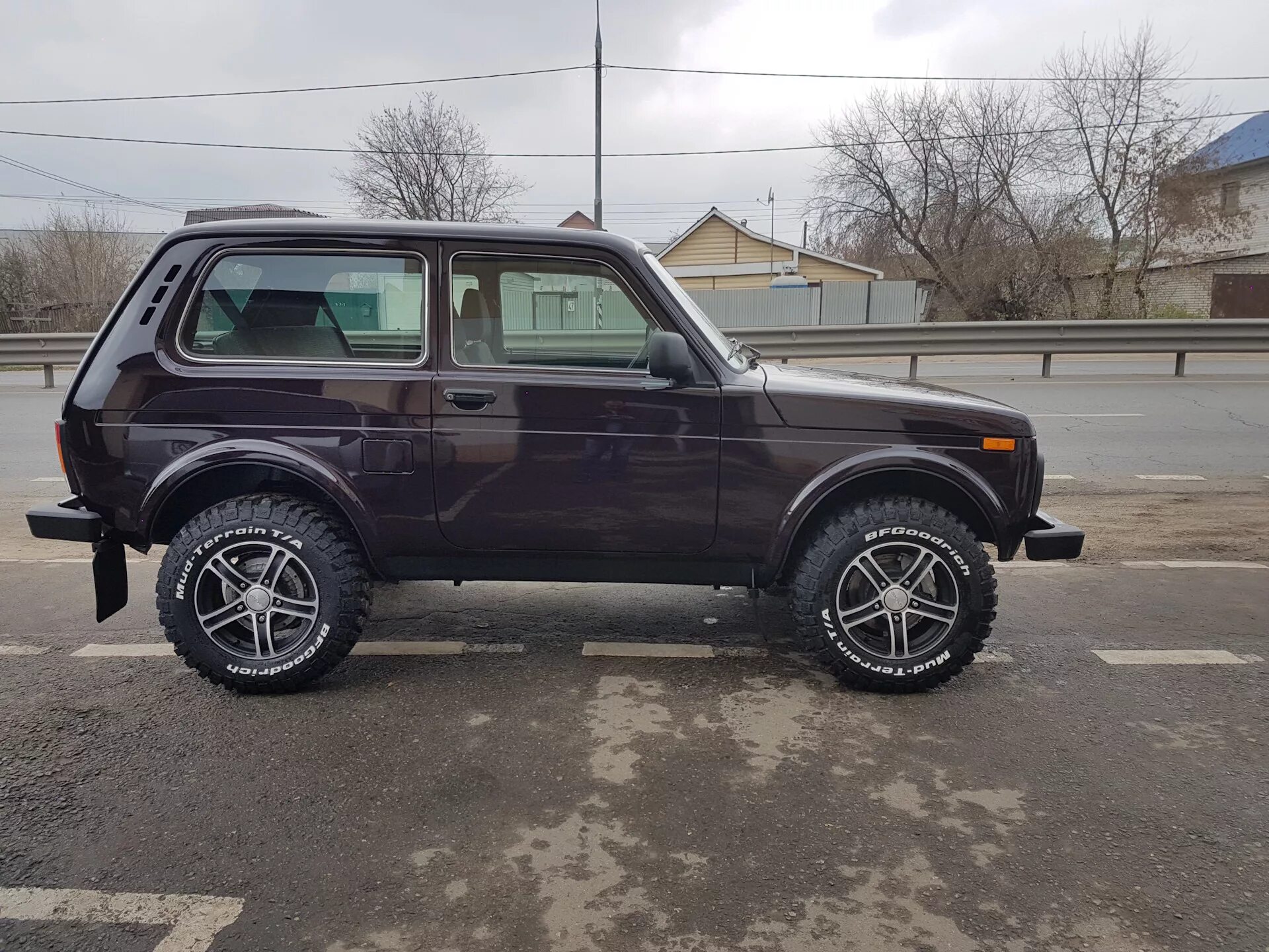 Нива диски r15 фото Сфоткал красотку в новых тапочках - Lada 4x4 3D, 1,7 л, 2016 года фотография DRI