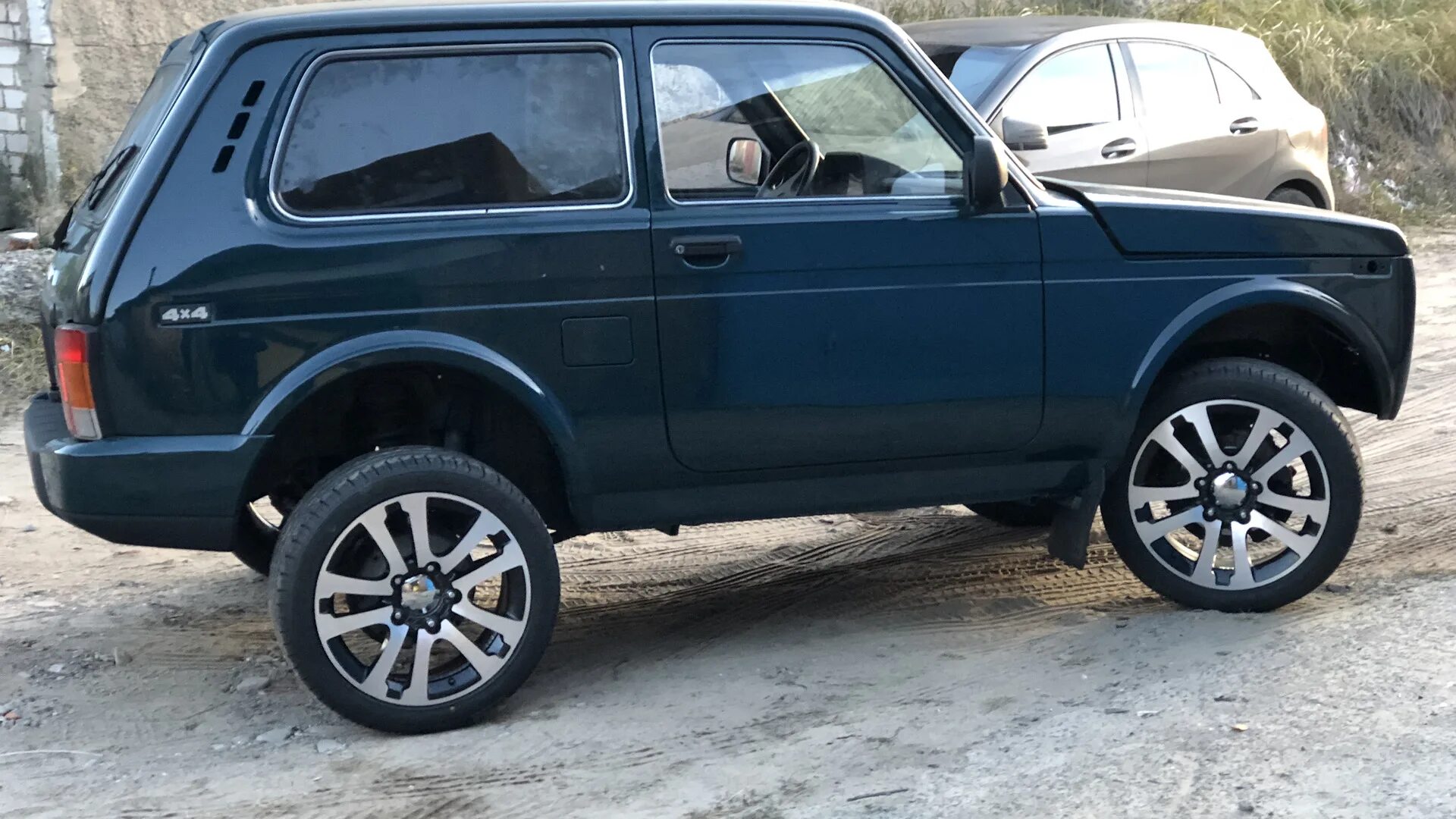 Нива диски r15 фото Lada 4x4 3D 1.7 бензиновый 2011 "URBAN" на DRIVE2
