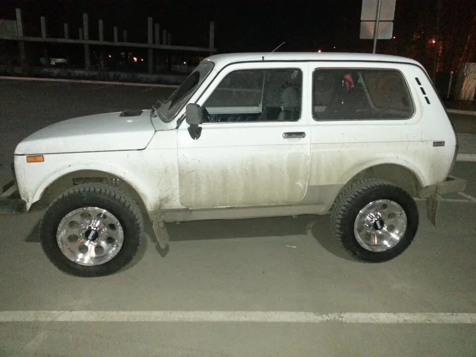Нива диски r15 фото колеса на ниву - Lada 4x4 3D, 1,7 л, 1999 года колёсные диски DRIVE2